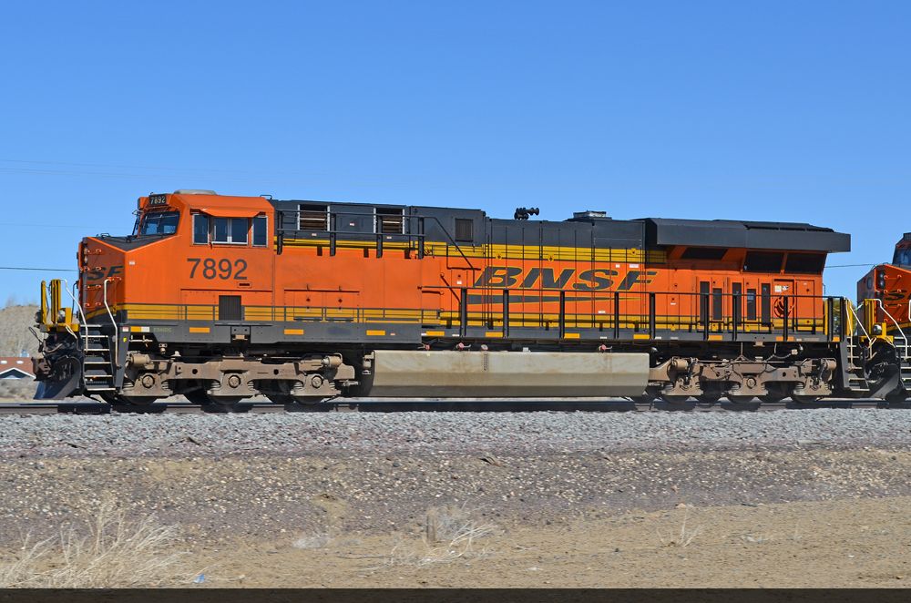 BNSF 7892